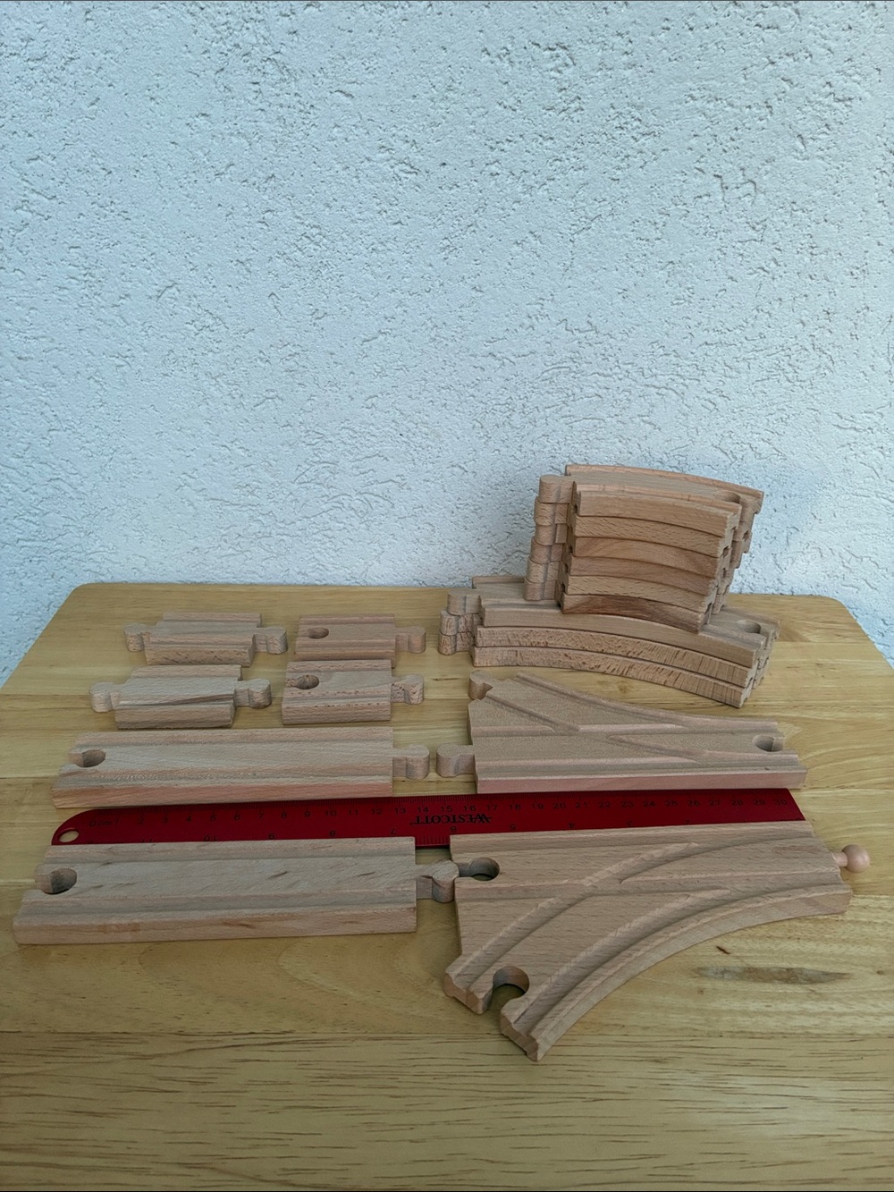 Wooden Train Track Set Pieces. Set of 17 pieces from different sets brio, thomas - Picture 4 of 4